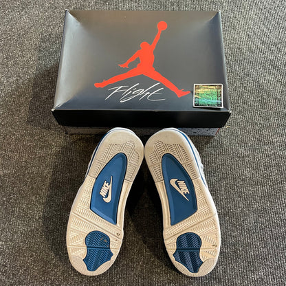 Air Jordan 4 Military Blue