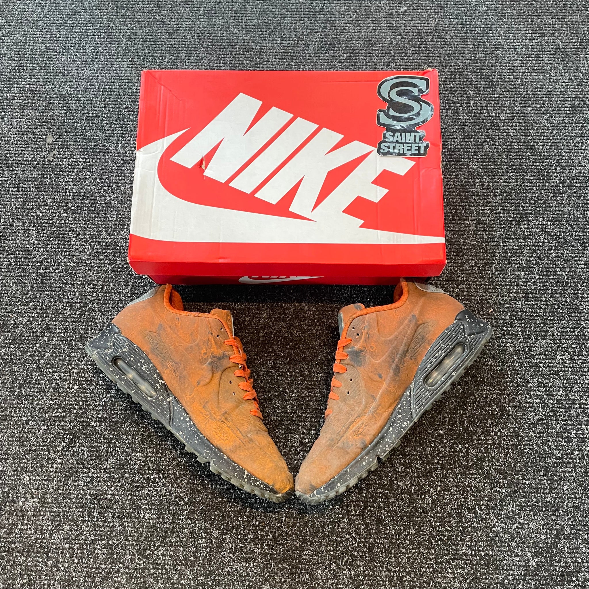 Nike Air Max 90 Mars Landing Online Only SaintStreetSneakers