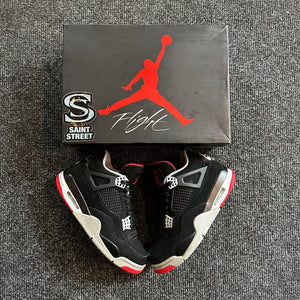 Air Jordan 4 'Bred'