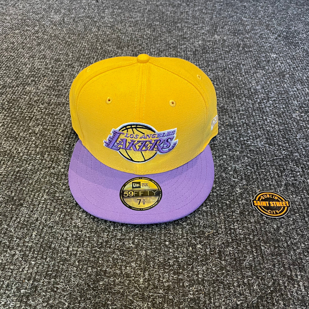 New Era 'L.A Lakers' Yellow Purple Brim Fitted