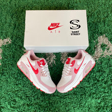 Load image into Gallery viewer, Nike Air Max 90 &#39;Valentines Day&#39;
