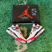 Load image into Gallery viewer, Air Jordan 4 &#39;Fire Red&#39;

