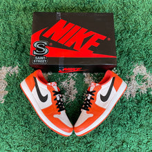 Load image into Gallery viewer, Air Jordan 1 Low &#39;Starfish&#39;
