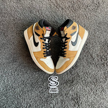 Load image into Gallery viewer, Air Jordan 1 &#39;Rookie Of The Year&#39;
