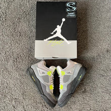 Load image into Gallery viewer, Air Jordan 4 &#39;Neon&#39;
