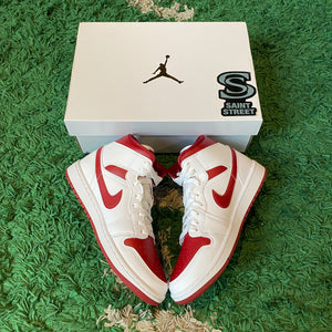 Air Jordan 1 Mid 'Reverse Chicago' (W)