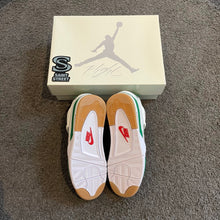Load image into Gallery viewer, Air Jordan 4 &#39;Pine Green&#39;
