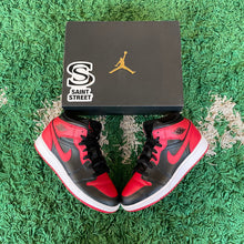 Load image into Gallery viewer, Air Jordan 1 Mid &#39;Bred&#39; (GS)
