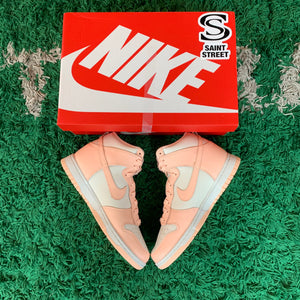 Nike Dunk High 'Crimson Tint'
