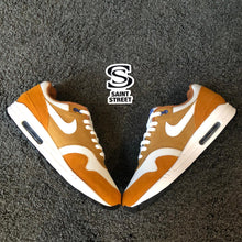 Load image into Gallery viewer, Nike Air Max 1 &#39;Curry&#39;
