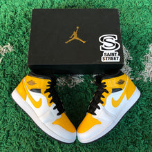 Load image into Gallery viewer, Air Jordan 1 Mid &#39;University Gold&#39; (GS)
