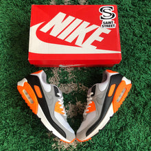 Load image into Gallery viewer, Nike Air Max 90 &#39;Total Orange&#39;
