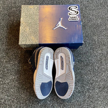 Load image into Gallery viewer, Air Jordan 3 &#39;George Town&#39;
