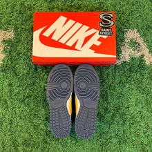 Load image into Gallery viewer, Nike Dunk Low &#39;Michigan&#39;
