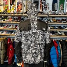 Load image into Gallery viewer, TNF &#39;All Over Print&#39; Light Jacket
