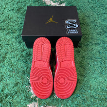 Load image into Gallery viewer, Air Jordan 1 Mid &#39;Reverse Bred&#39; (GS)
