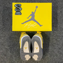 Load image into Gallery viewer, Air Jordan 4 &#39;Lightning&#39;
