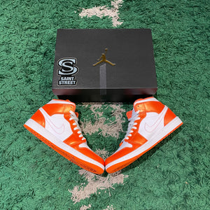 Air Jordan 1 Mid 'Metallic Orange'