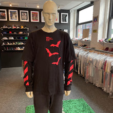 Load image into Gallery viewer, Off White &#39;Diagonal Bats&#39; Longsleeve
