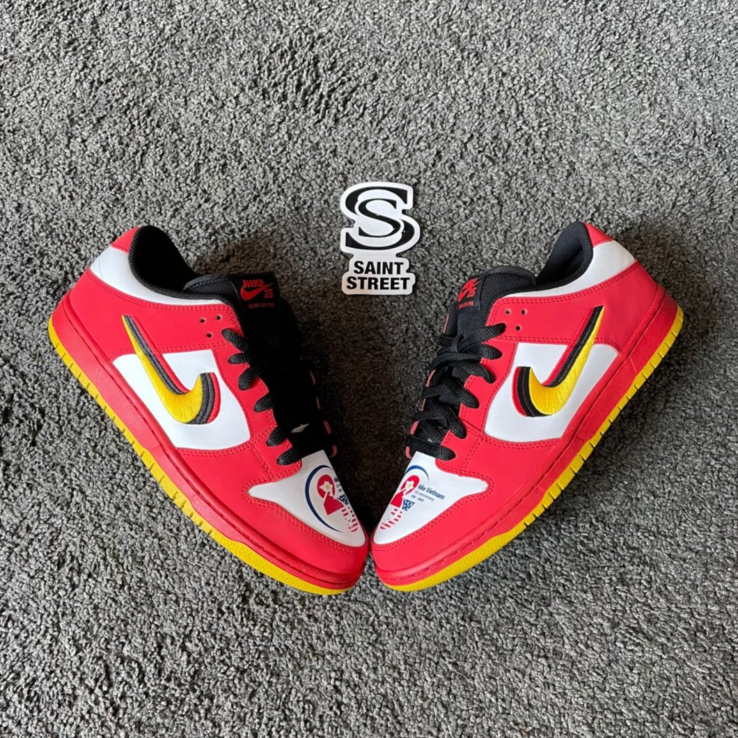 Nike SB Dunk Low 'Vietnam'