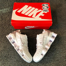 Load image into Gallery viewer, Nike Shox ‘Triple White’
