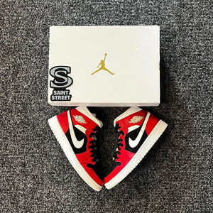 Air Jordan 1 Mid 'Gym Red Black' (Online Only)