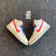 Load image into Gallery viewer, Nike Dunk High White/Red
