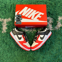 Load image into Gallery viewer, Nike Dunk Low EMB &#39;Chicago&#39; (GS)

