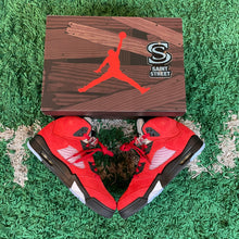 Load image into Gallery viewer, Air Jordan 5 &#39;Raging Bull&#39;
