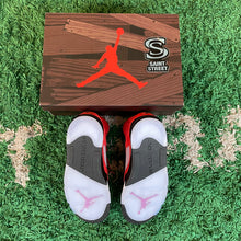 Load image into Gallery viewer, Air Jordan 5 &#39;Raging Bull&#39;
