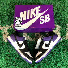 Load image into Gallery viewer, Nike SB Dunk Low &#39;Court Purple&#39;

