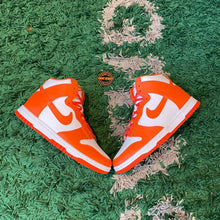 Load image into Gallery viewer, Nike Dunk High &#39;Syracuse&#39; (W)
