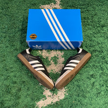 Load image into Gallery viewer, Adidas &#39;Vegan&#39; Black Gum
