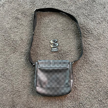 Load image into Gallery viewer, Louis Vuitton Damier Bag
