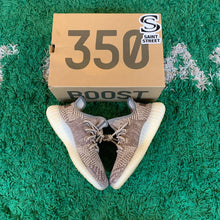 Load image into Gallery viewer, Adidas X Yeezy Boost V2 &#39;Zyon&#39;

