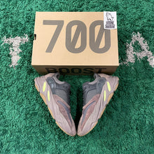 Load image into Gallery viewer, Adidas X Yeezy 700 &#39;Mauve&#39;
