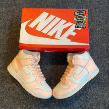 Load image into Gallery viewer, Nike Dunk High &#39;Crimson Tint&#39;
