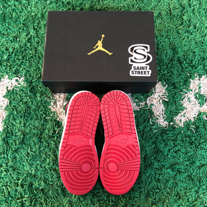Air Jordan 1 Mid 'Gym Red'