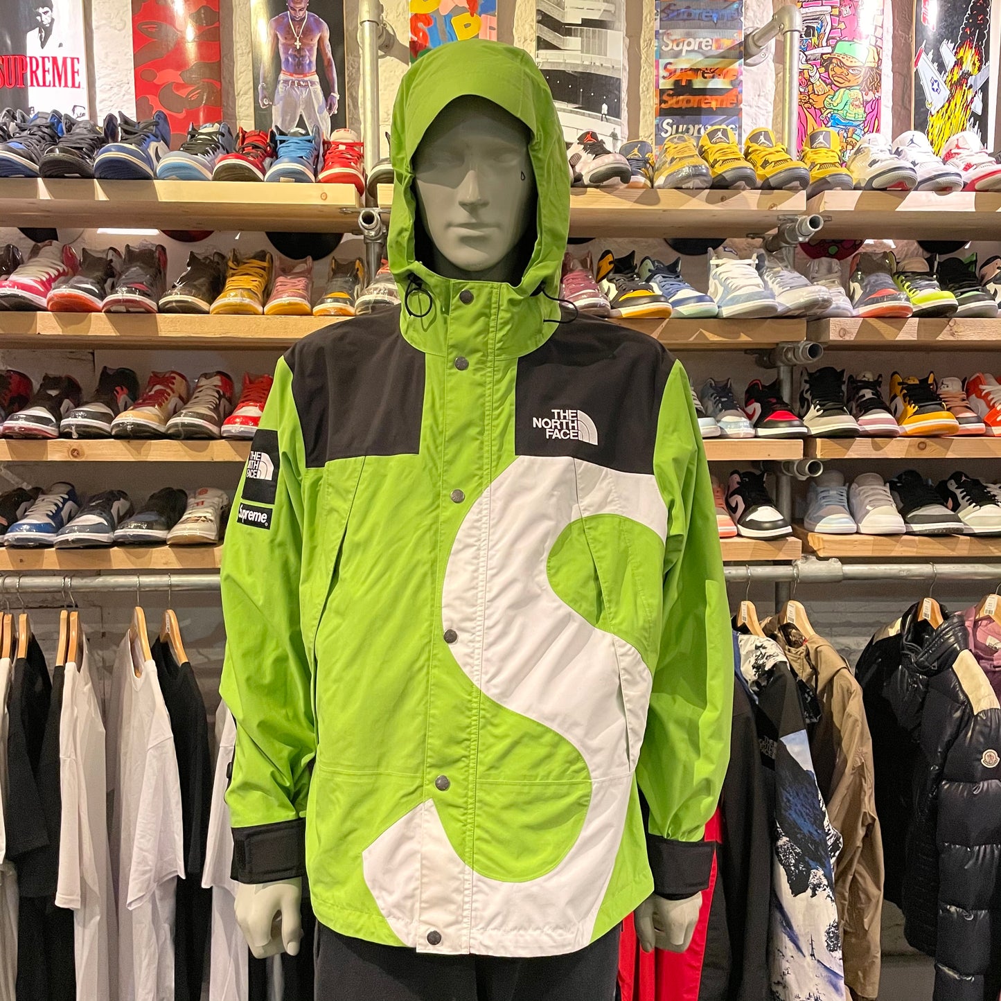 Supreme X TNF 'S Logo' Mountain Jacket