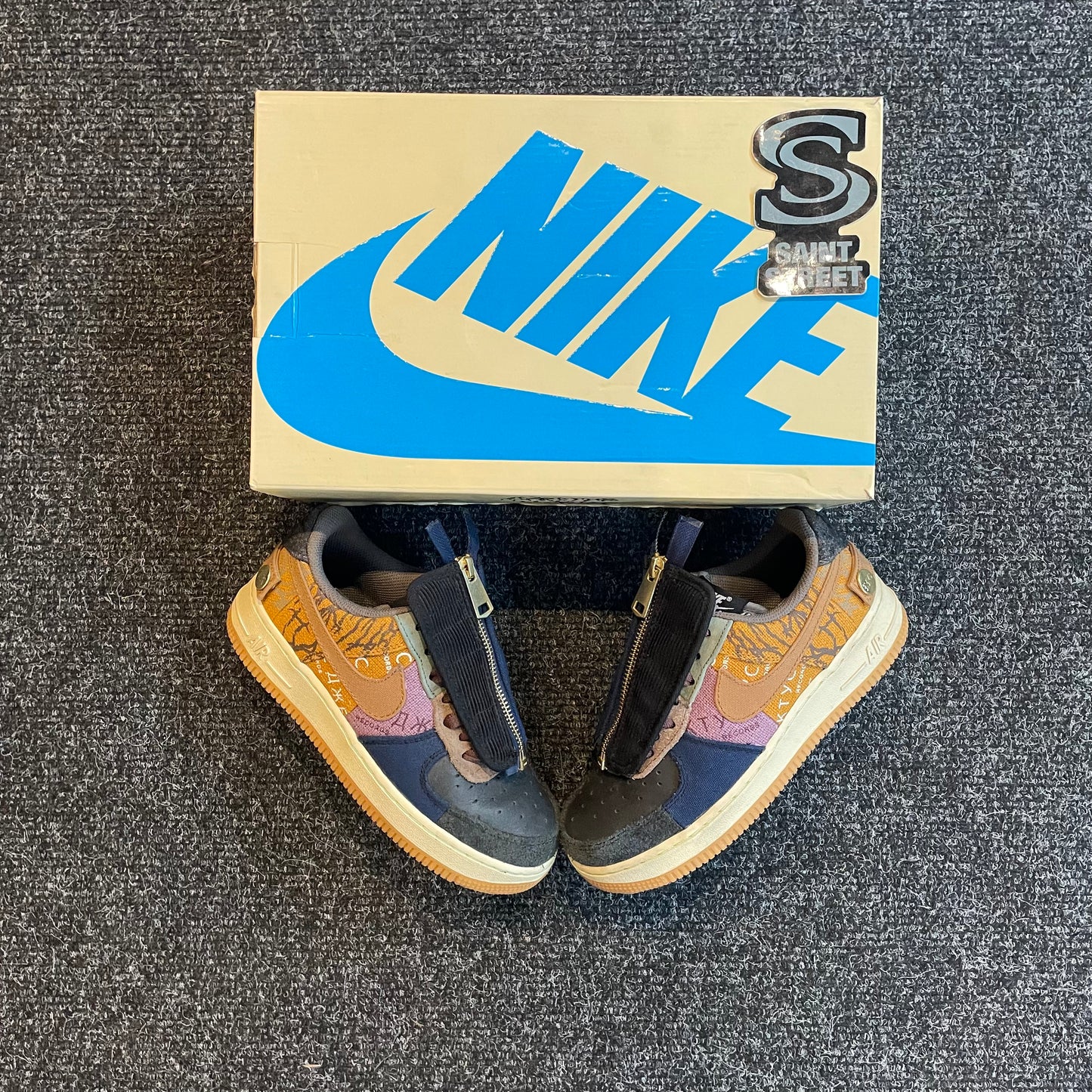 Nike X Travis Scott Air Force Low 'Cactus Jack