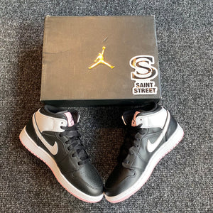 Air Jordan 1 Mid 'Artic Pink'