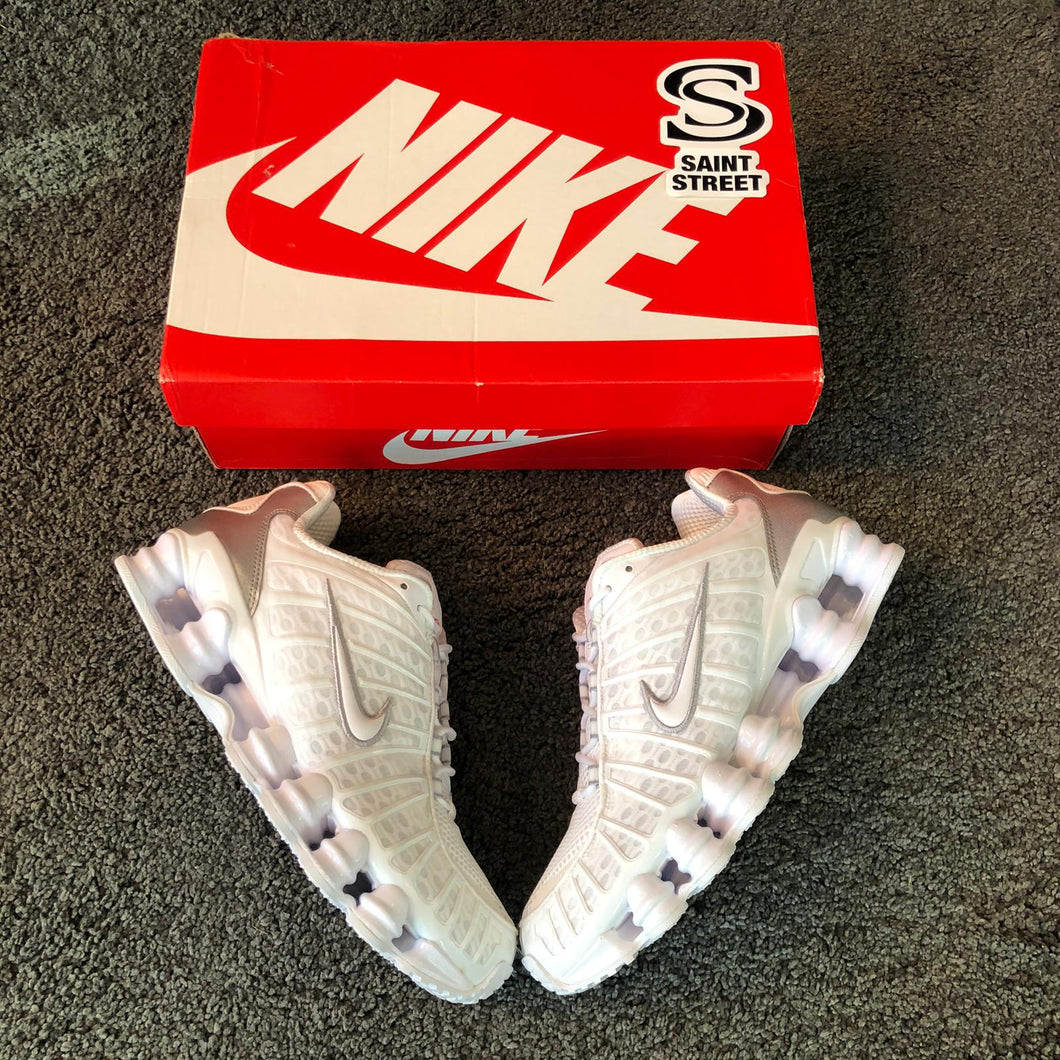 Nike Shox ‘Triple White’