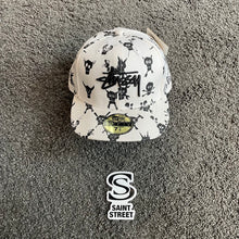 Load image into Gallery viewer, Stussy X Futura Skullacons Fitted Cap
