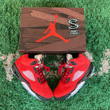 Load image into Gallery viewer, Air Jordan 5 &#39;Raging Bull&#39;
