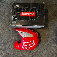 Load image into Gallery viewer, Supreme Fox Racing V2 Helmet Red
