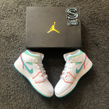 Load image into Gallery viewer, Air Jordan 1 Mid &#39;Knit&#39; (GS)
