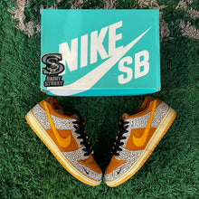 Load image into Gallery viewer, Nike SB Dunk Low Safari
