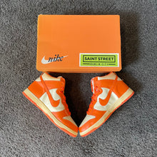 Load image into Gallery viewer, Nike Dunk High &#39;Syracuse&#39; (2007)
