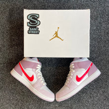 Load image into Gallery viewer, Jordan 1 Mid Valentines Day (Online only)
