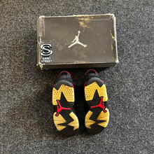 Load image into Gallery viewer, Air Jordan 6 &#39;Infared&#39; (2010)
